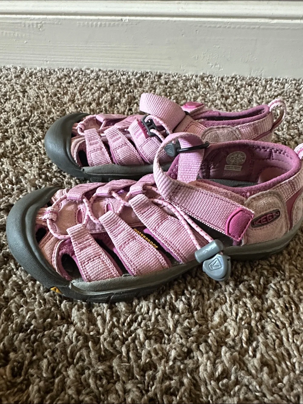 Keen- Kids Pink Sport Sandal Size 2